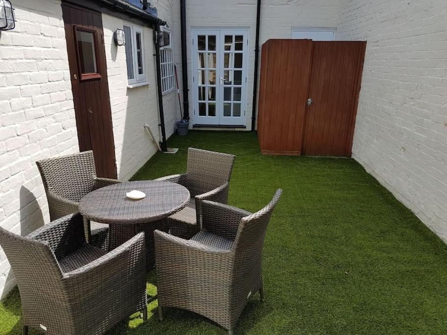 Stratford Centre, Ground Level, Parking Nearby Apartamento Exterior foto